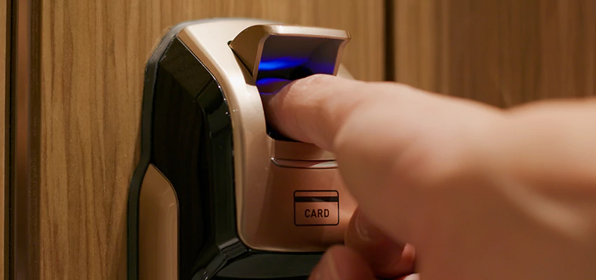 Fingerprint Door Locks Replacement in Blackhawk, CA